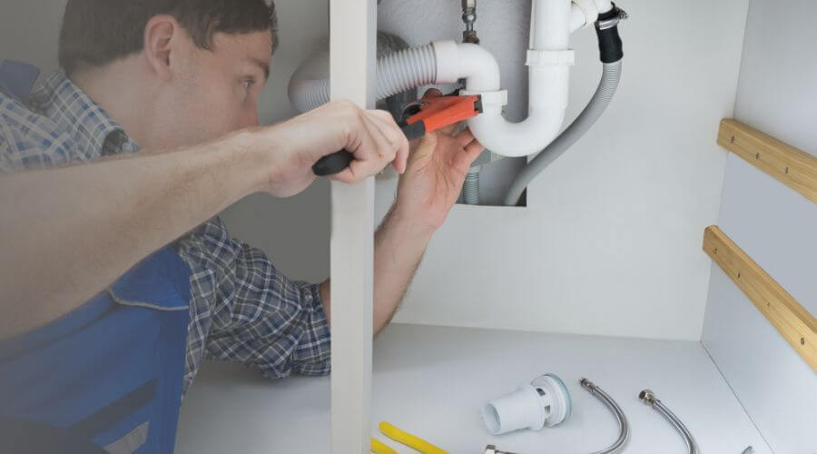 Expert burst pipe repair services in Edgerton, MO